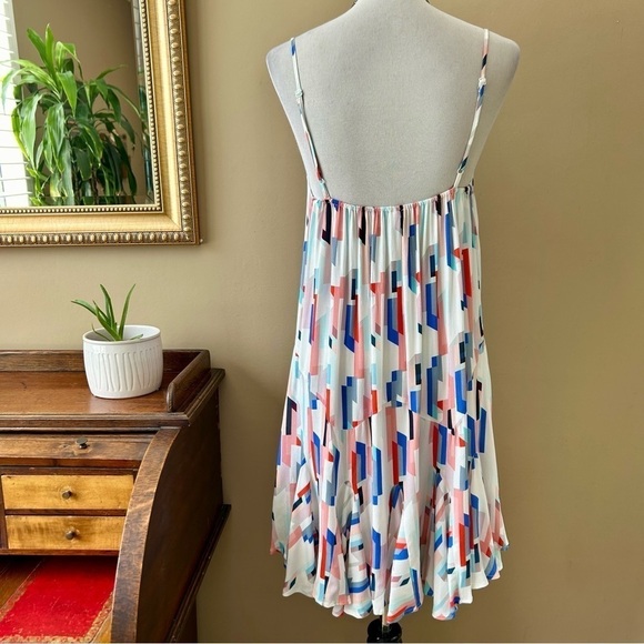 YUMI KIM Destination Dress in Split Screen Red White Blue Shift Mini Slip Size L - Picture 8 of 12